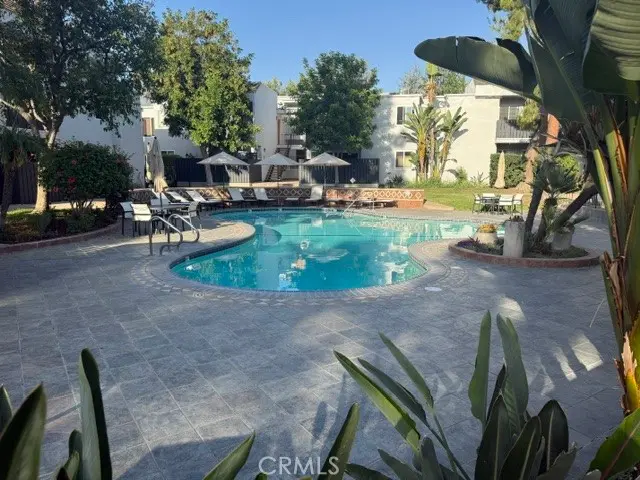18645 Hatteras 206, Tarzana, CA — listing photo 1