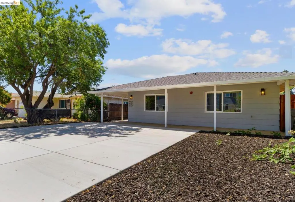 26825 Woodland Ave, Esparto, CA — listing photo 1