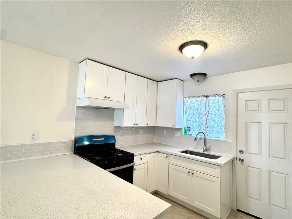 Apartment for rent at 16214 Juniper Street 2b, Hesperia, CA featuring 3 beds and 2 baths