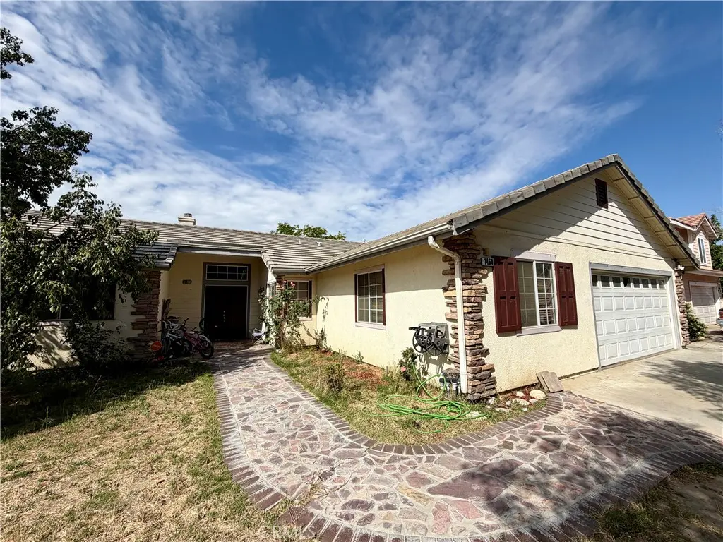 Single Family Residence for sale at 1460 Stratus, San Jacinto, CA featuring 4 beds and 2 baths