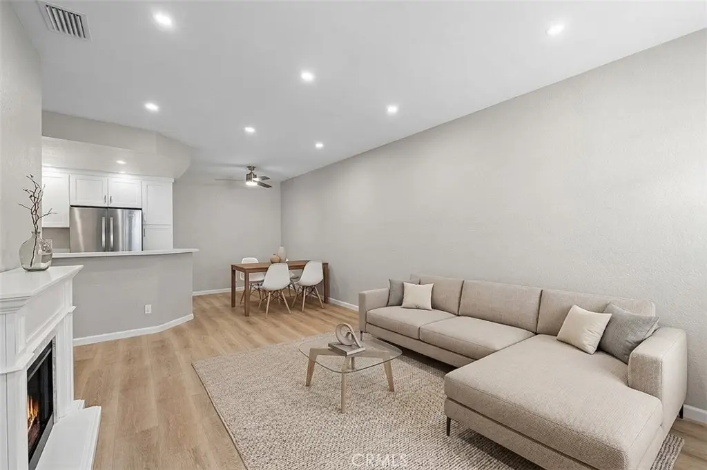 Condominium for sale at 23 Via Honrado, Rancho Santa Margarita, CA featuring 1 bed and 1 bath
