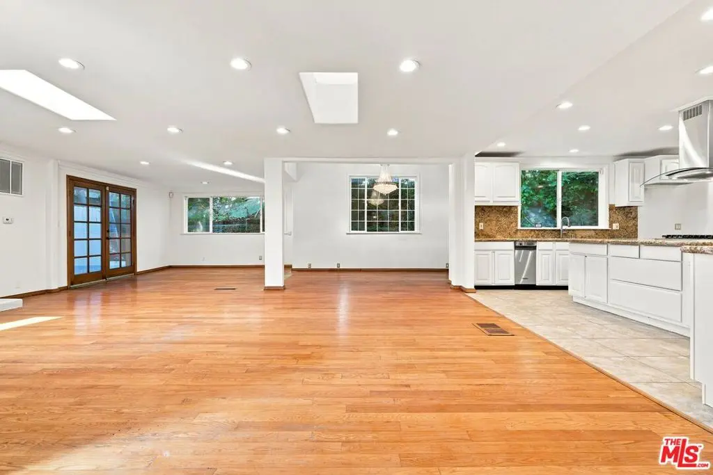 Single Family Residence for sale at 1029 N Beverly Glen Boulevard, Los Angeles, CA featuring 3 beds and 4 baths