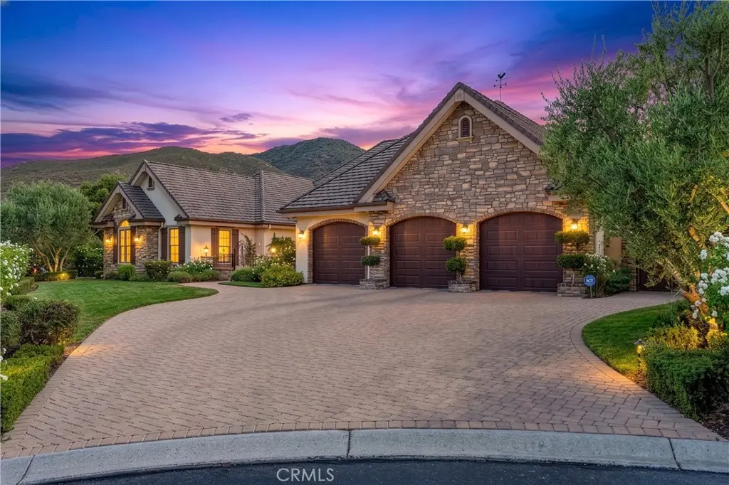 22121 Lynx Court, Murrieta, CA — listing photo 1