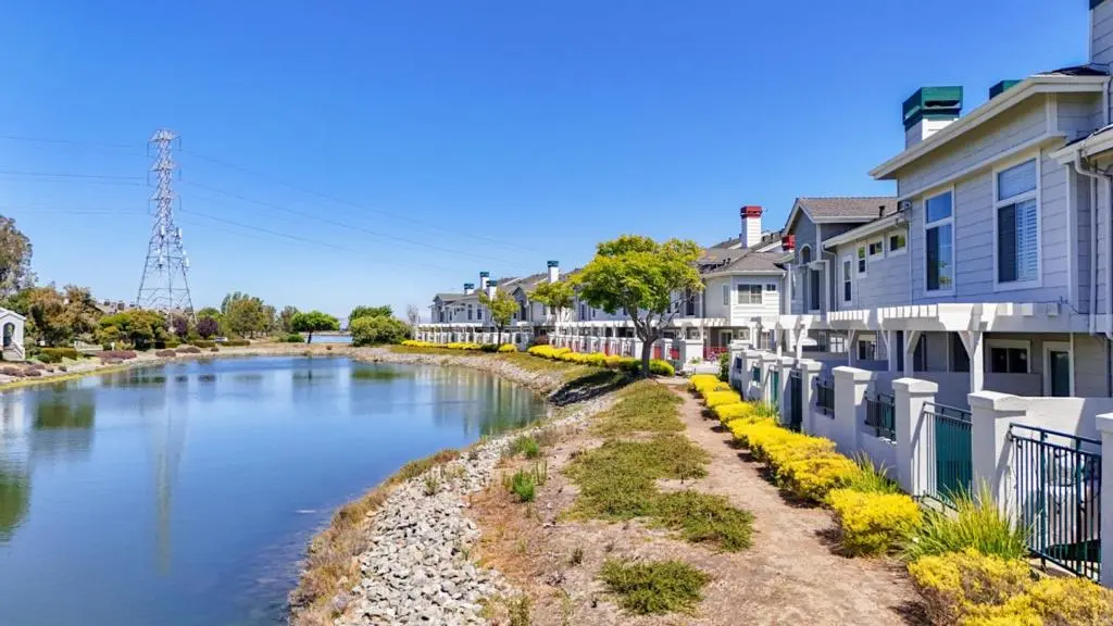 504 Shoal Circle, Redwood City, CA — listing photo 1