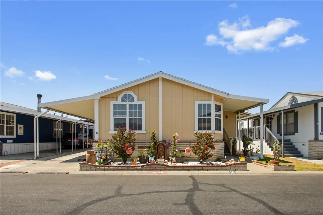 21217 Washington Ave Spc 18, Walnut, CA — listing photo 1