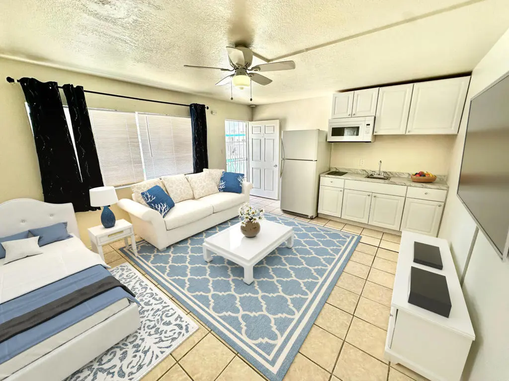 11330 Palm Drive 2, Desert Hot Springs, CA — listing photo 1
