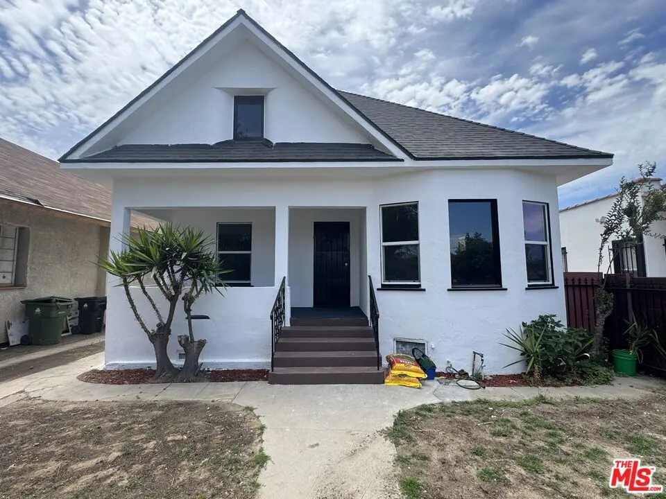 Single Family Residence for sale at 136 W 43rd Place, Los Angeles, CA featuring 3 beds and 2 baths