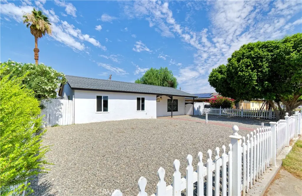 461 N Palm, Blythe, CA — listing photo 1