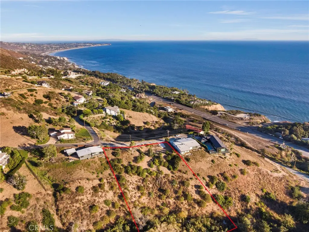 4615 Via Vienta Street, Malibu, CA — listing photo 1