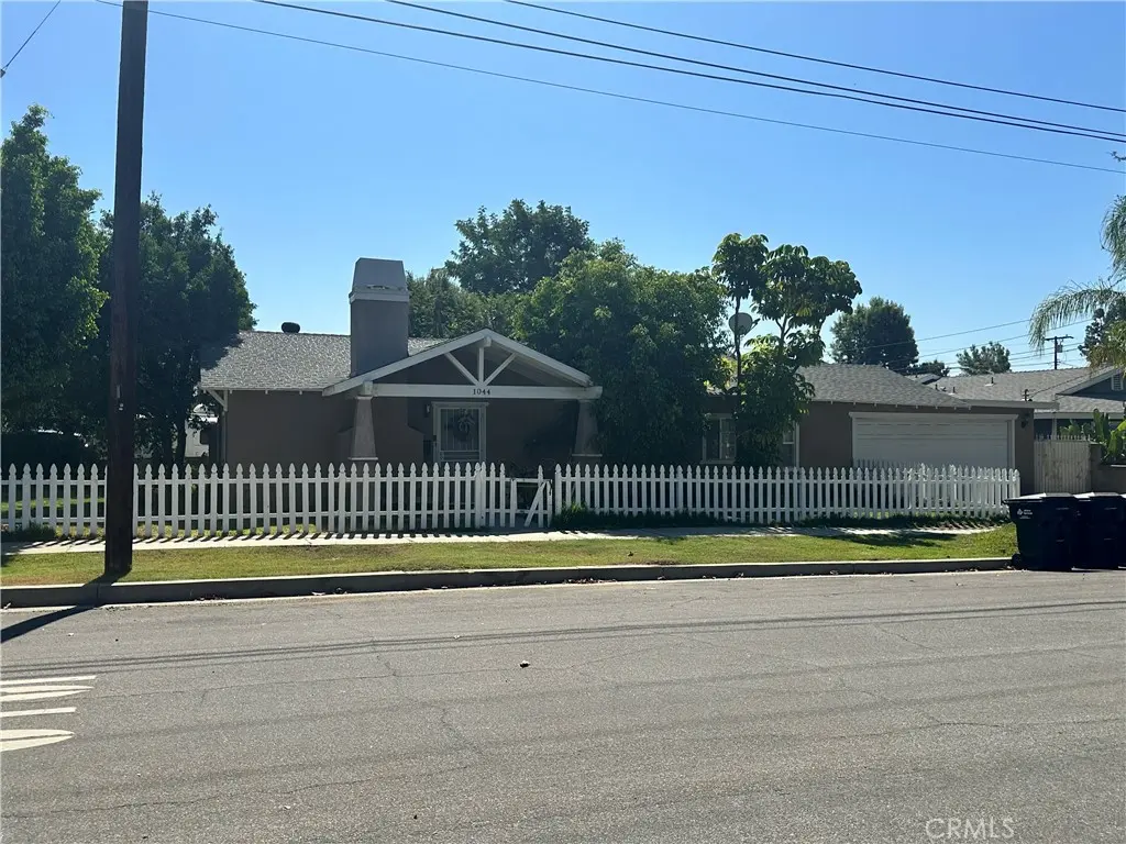 1044 N Sunset, Azusa, CA — listing photo 1