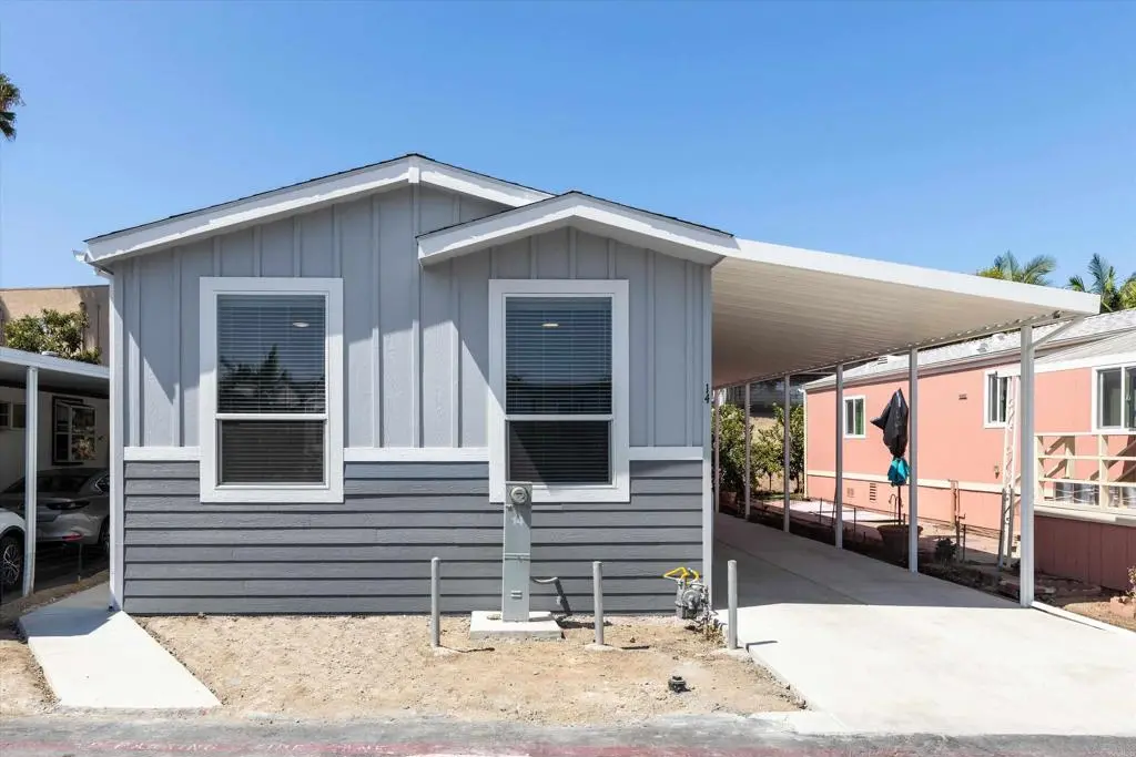 400 N Melrose Drive N 14, Vista, CA — listing photo 1