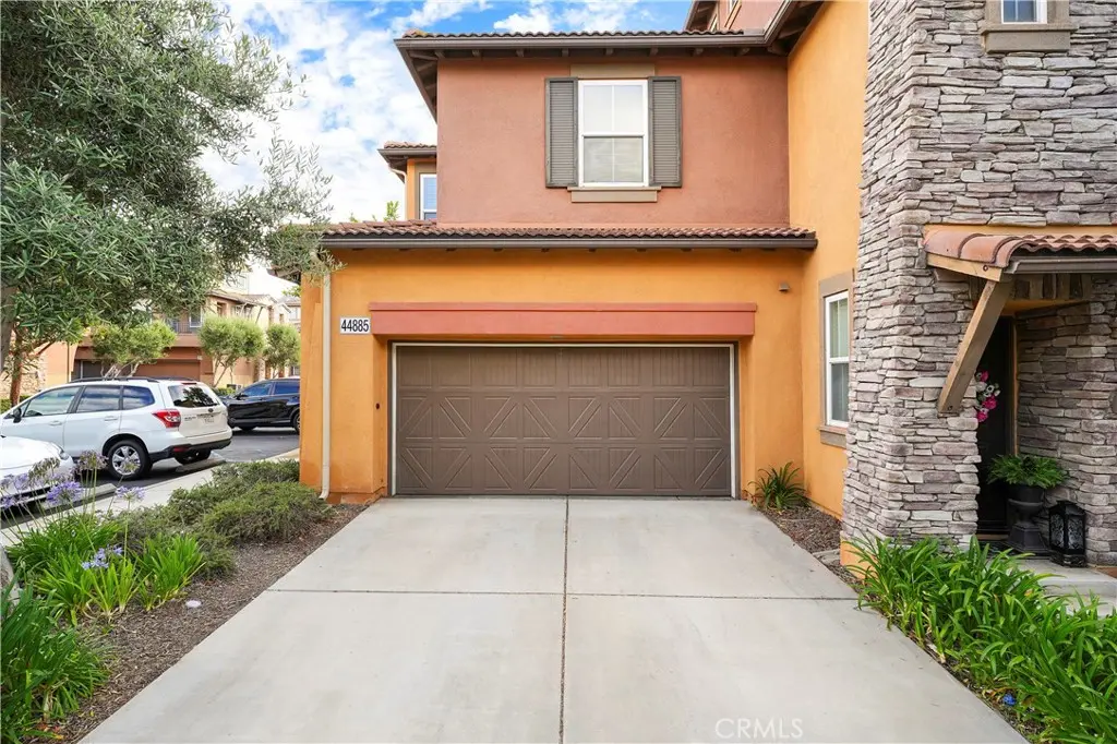 Residential Lease for rent at 44885 Poppy Ridge Drive, Temecula, Riverside County, CA featuring 3 beds and 3 baths