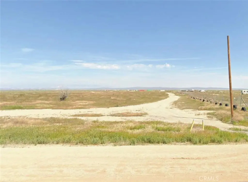 49001 45th Ste, Lancaster, CA — listing photo 1