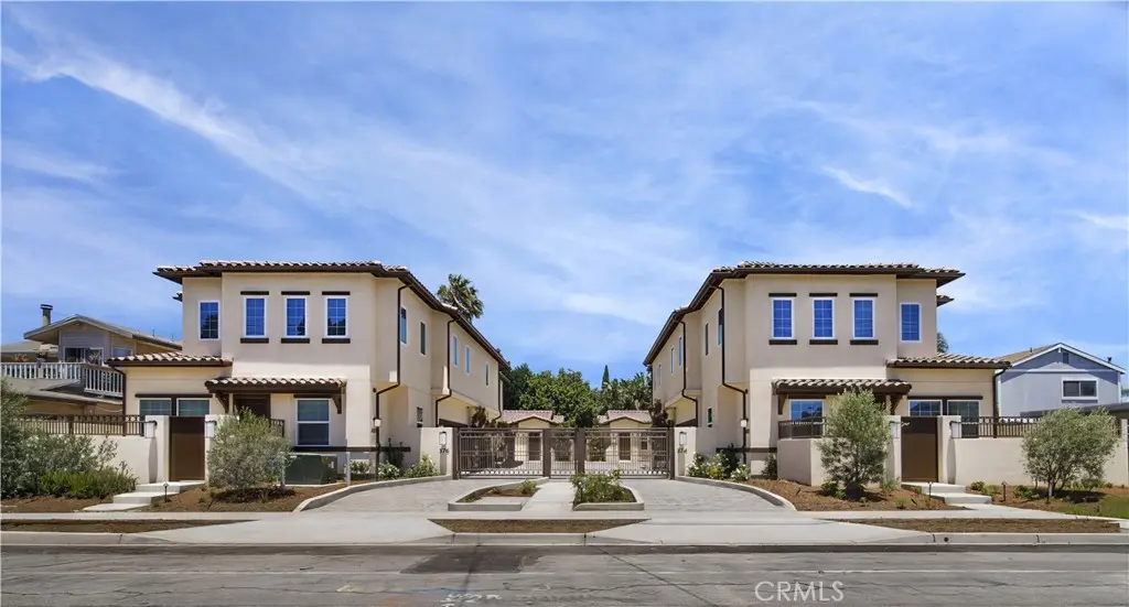 Residential Lease for rent at 374 Hamilton St B101, Costa Mesa, Orange County, CA featuring 2 beds and 2 baths