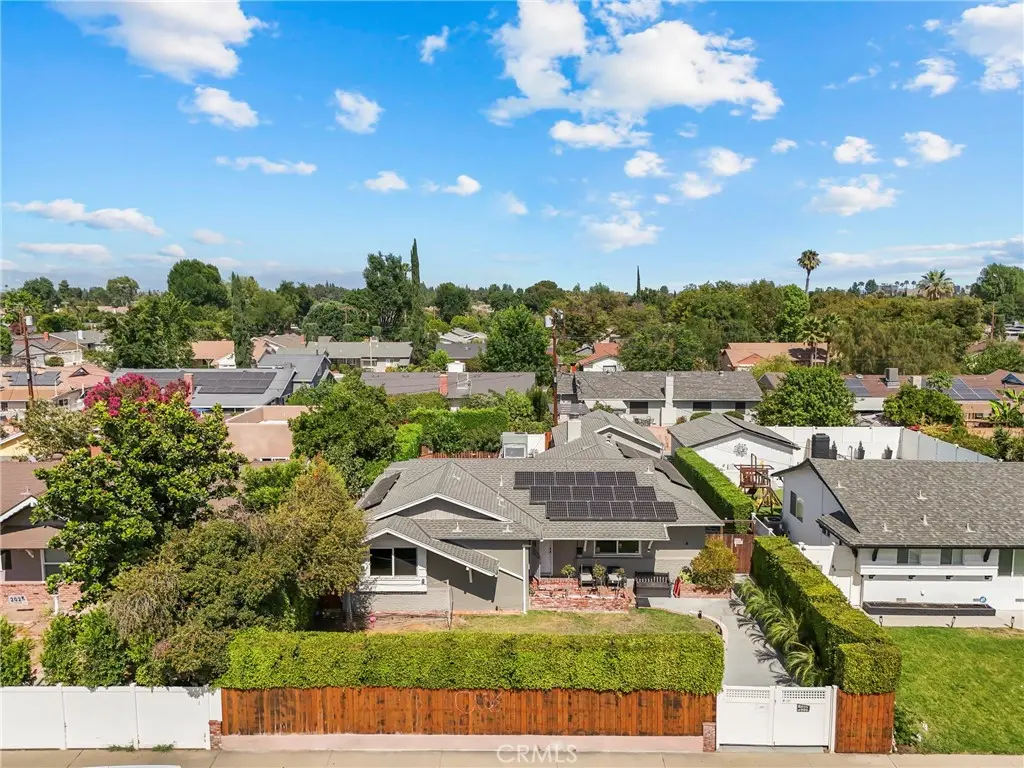Single Family Residence for sale at 7032 Fallbrook, Los Angeles, CA featuring 4 beds and 3 baths