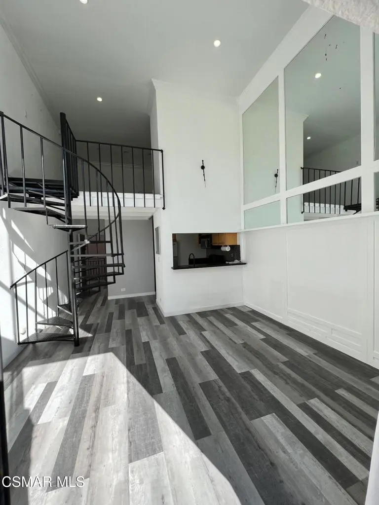 Residential Lease for rent at 1440 Veteran Avenue 317, Los Angeles, Los Angeles County, CA featuring 1 bed and 1 bath