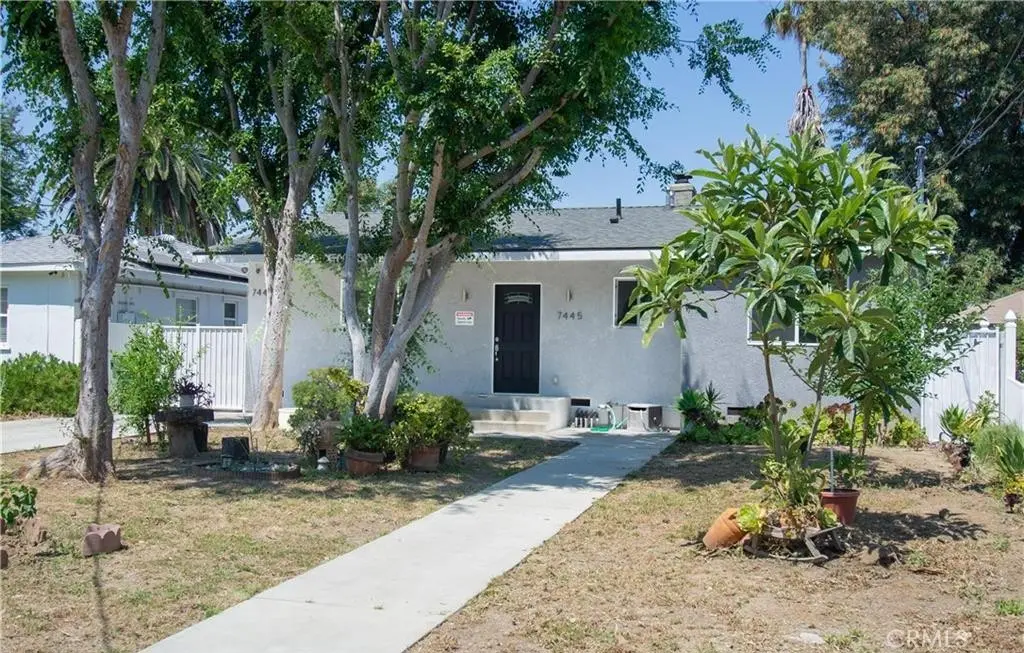 7445 Hesperia Avenue, Reseda, CA — listing photo 1