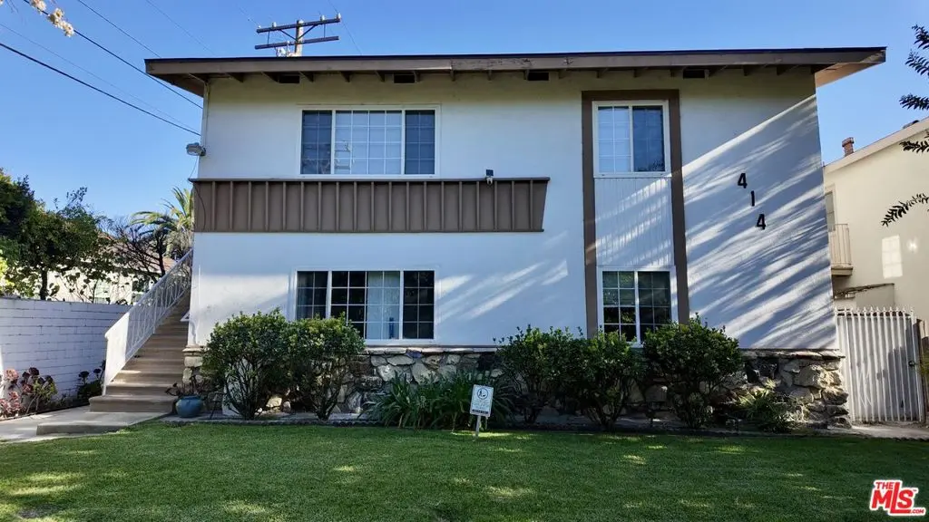 Residential Lease for rent at 414 E Dryden Street 3, Glendale, Los Angeles County, CA featuring 2 beds and 1 bath