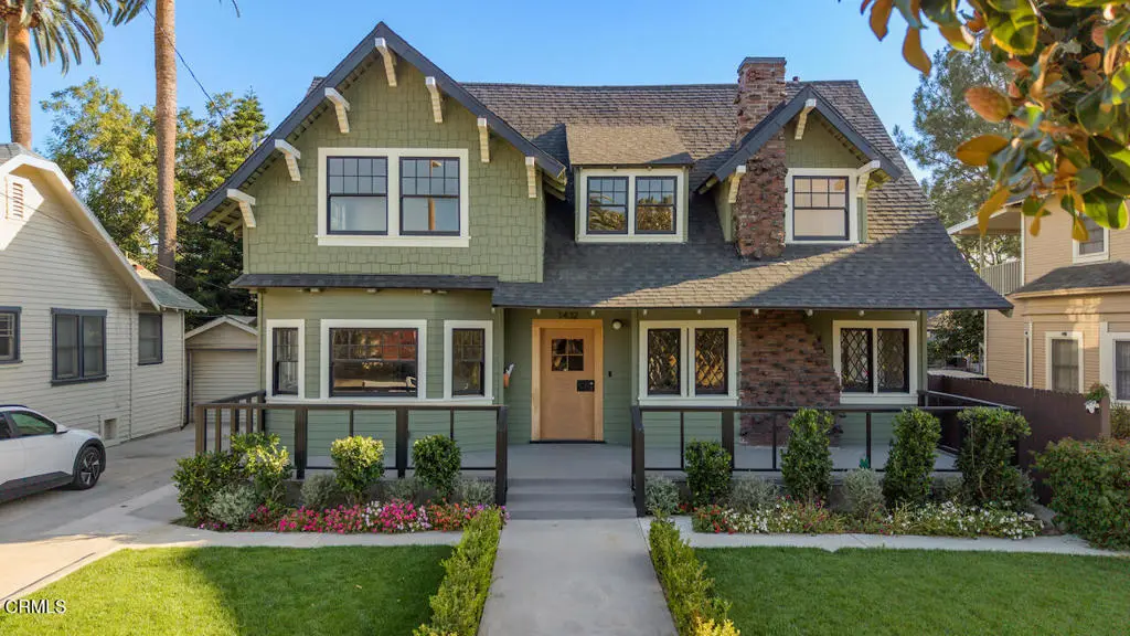 Single Family Residence for sale at 1432 Kellam Avenue, Los Angeles, CA featuring 6 beds and 5 baths