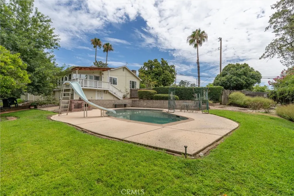 3295 Hildale, Oroville, CA — listing photo 1