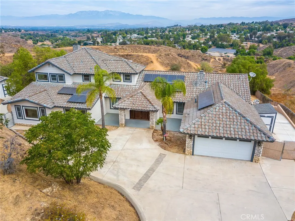 Single Family Residence for sale at 17033 Andromeda, Riverside, CA featuring 5 beds and 5 baths