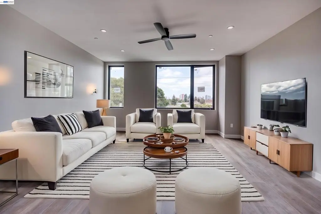 Residential Lease for rent at 4202 Telegraph Ave, Oakland, CA featuring 2 beds and 1 bath