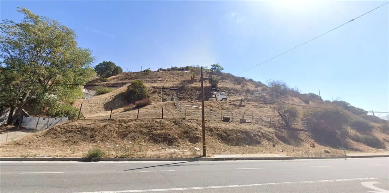 10150 Sunland, Sunland, CA — listing photo 1