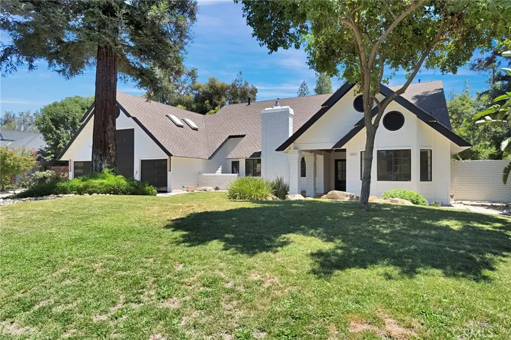 7442 N Tahan, Fresno, CA — listing photo 1