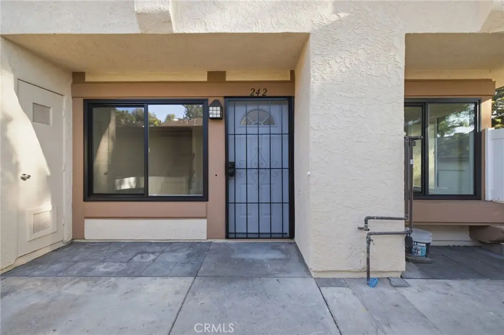 Condominium for sale at 2351 Sutter Way 242, Fullerton, CA featuring 3 beds and 3 baths