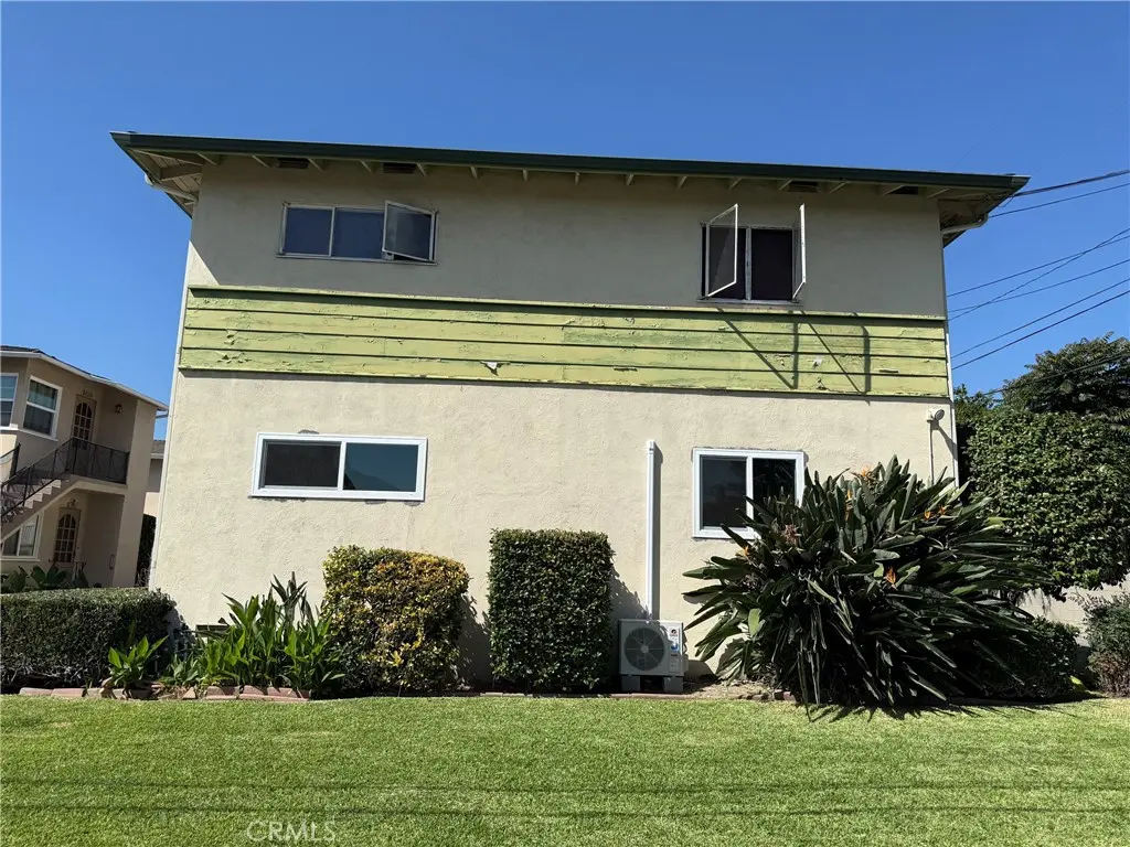 Apartment for rent at 5719 Noel Drive A, Temple City, CA featuring 2 beds and 1 bath