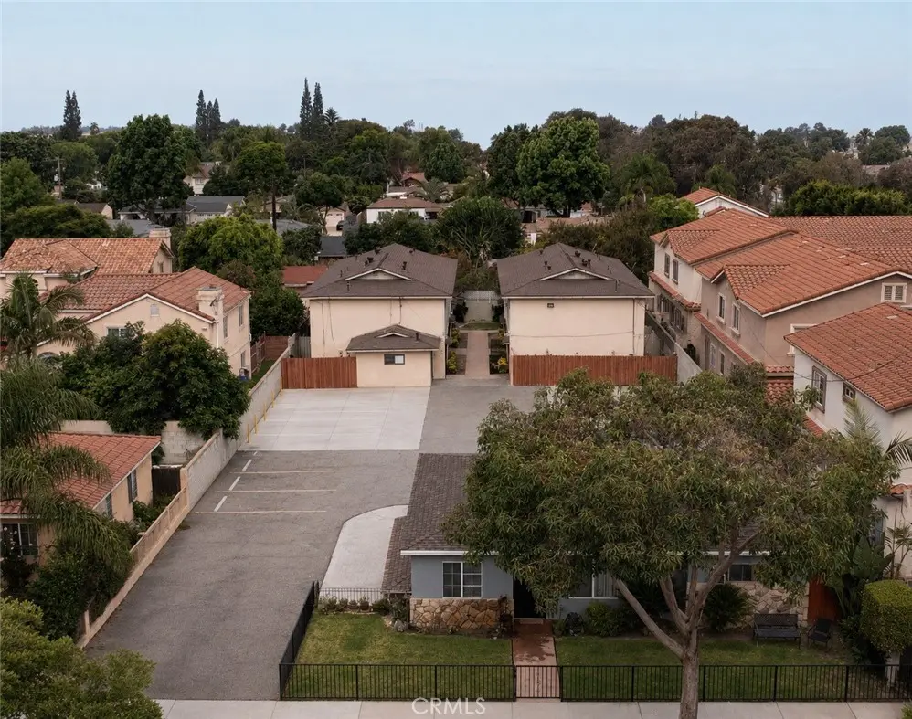 Apartment for sale at 13811 Arthur, Paramount, CA