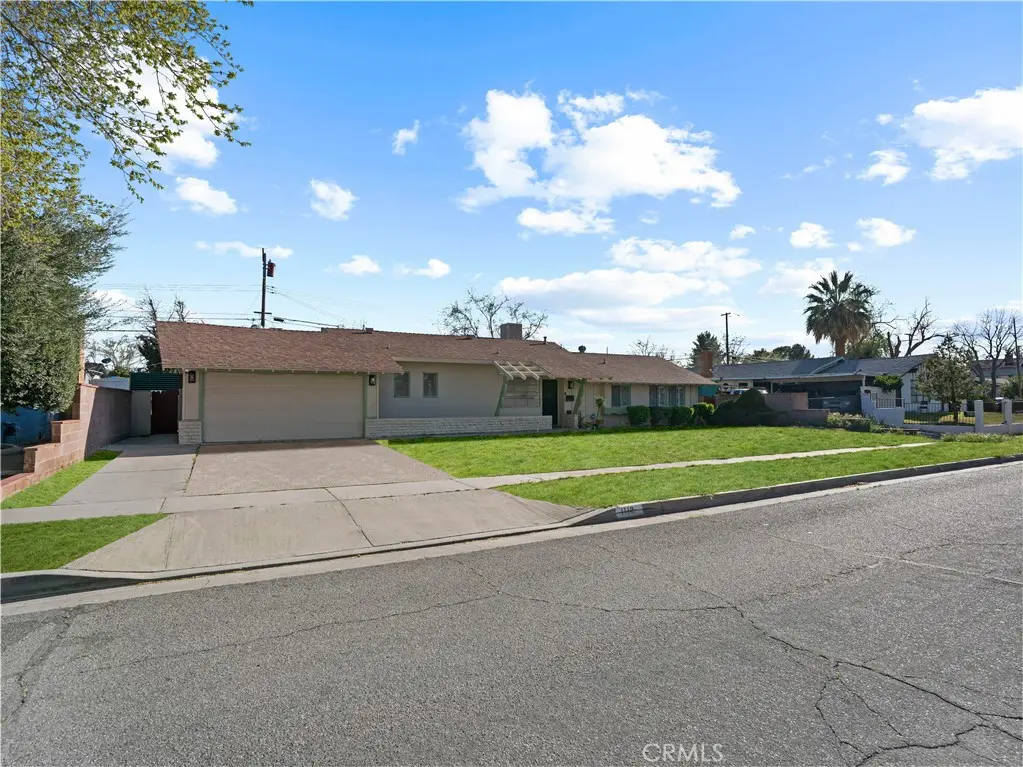 Residential Lease for rent at 1112 E Avenue J4, Lancaster, Los Angeles County, CA featuring 3 beds and 2 baths