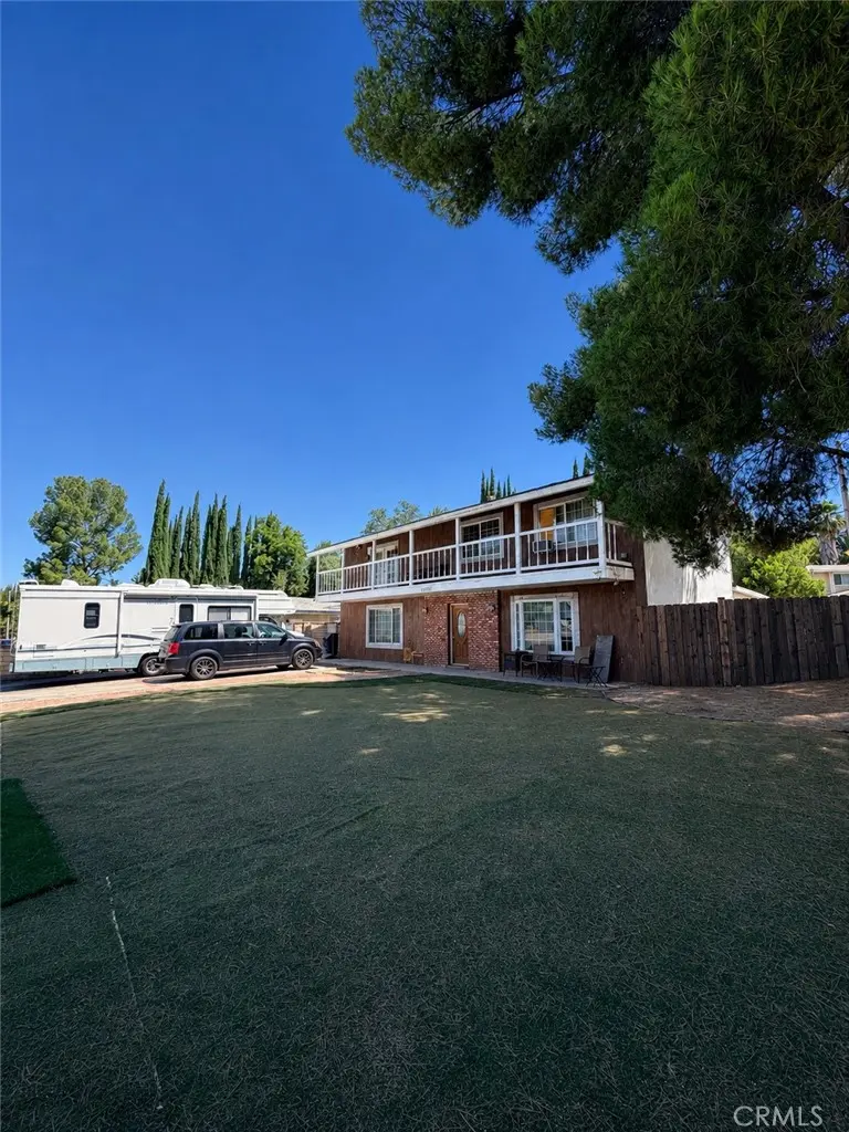 18925 Cedar Valley, Newhall, CA — listing photo 1