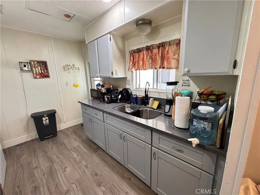 Manufactured In Park for sale at 455 E 7th Street 24, San Jacinto, CA featuring 3 beds and 1 bath