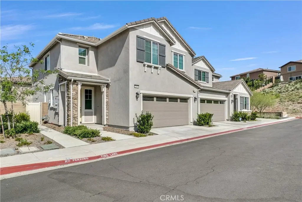 Residential Lease for rent at 24047 Ashton Road 125, Corona, Riverside County, CA featuring 4 beds and 3 baths