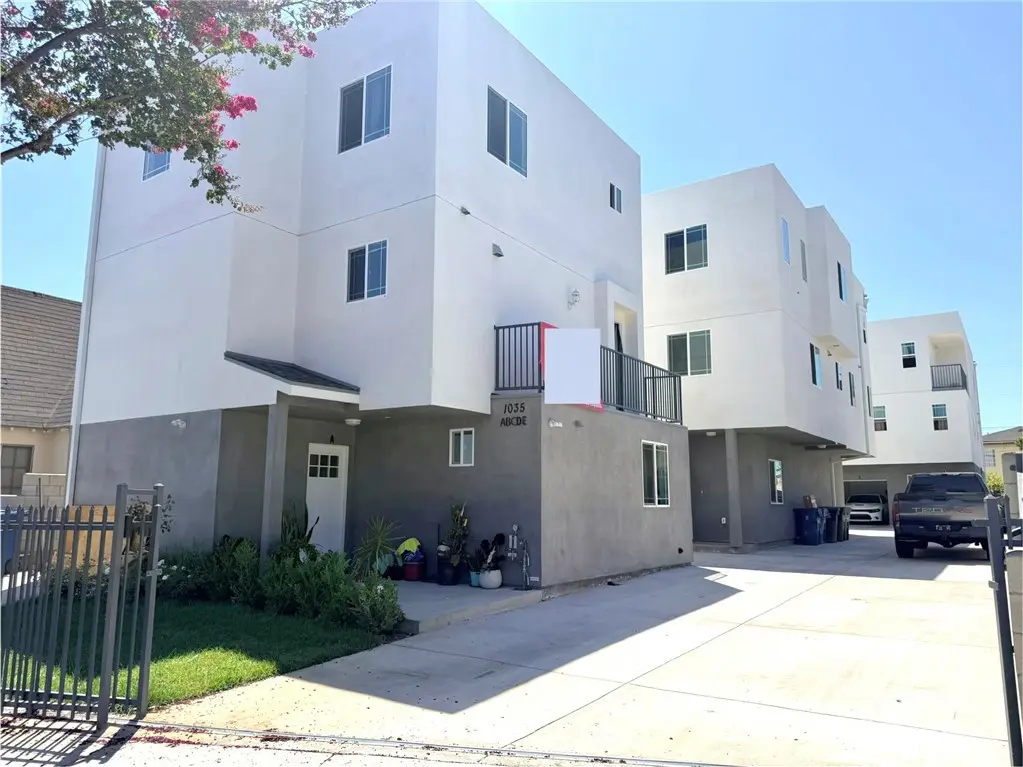 1035 S Woods, East Los Angeles, CA — listing photo 1