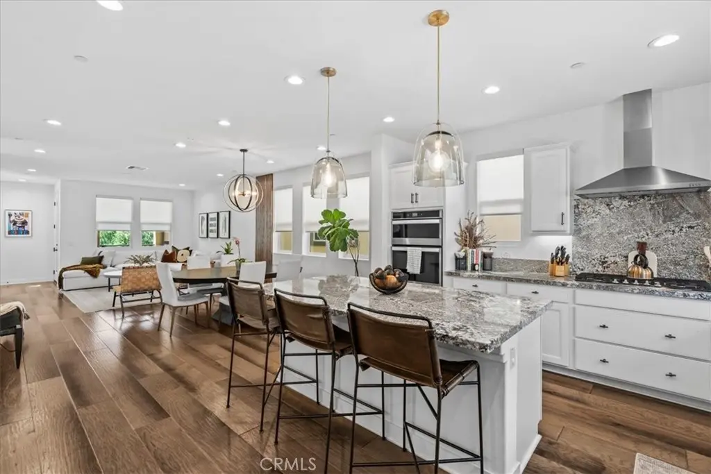 Residential Lease for rent at 634 Daniel Freemann Cir, Inglewood, Los Angeles County, CA featuring 3 beds and 4 baths
