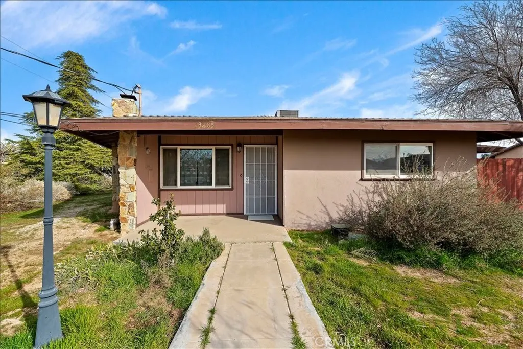 13285 Mesquite Road, Apple Valley, CA — listing photo 1