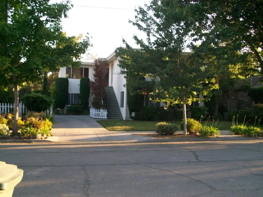 Apartment for rent at , Palo Alto, CA featuring 1 bed