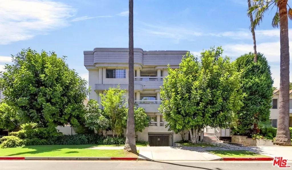 538 Glenwood Road 1, Glendale, CA — listing photo 1