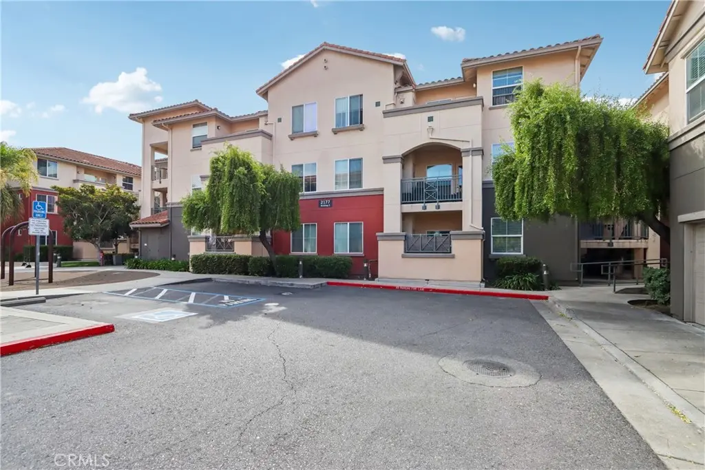 2177 Alum Rock Avenue 211, San Jose, CA — listing photo 1