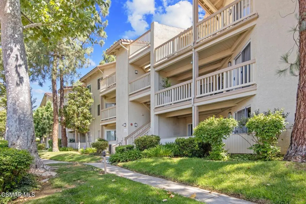 5837 Oak Bend Lane 310, Oak Park, CA — listing photo 1