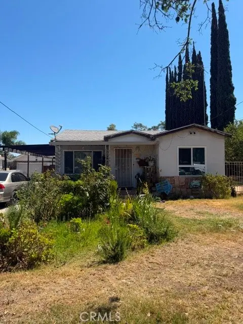 Single Family Residence for sale at 3539 Washington Street, Riverside, CA featuring 3 beds and 2 baths