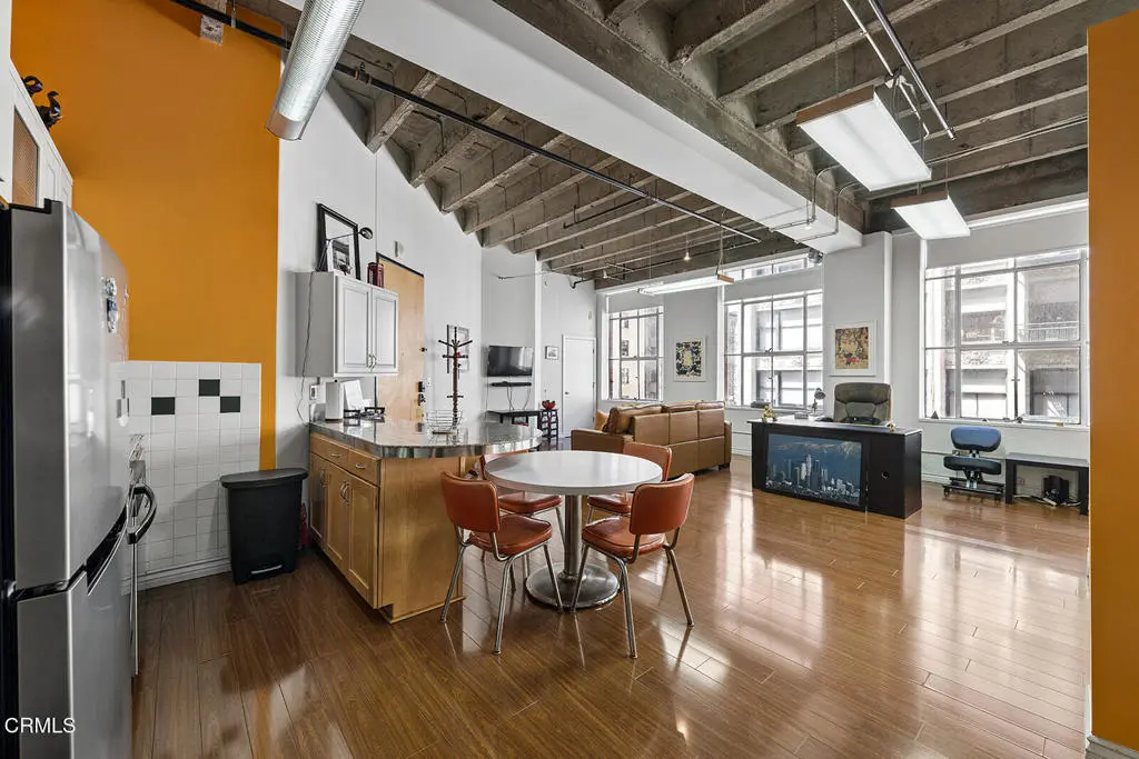 Condominium for sale at 312 W 5th Street 625, Los Angeles, CA featuring 1 bed and 1 bath