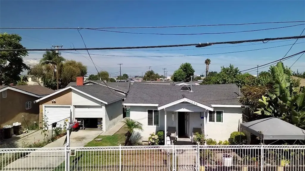 13606 S Largo Avenue, Compton, CA — listing photo 1