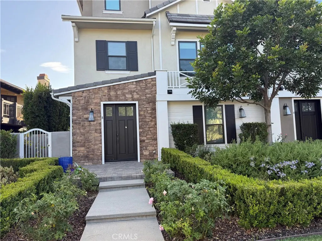 Condominium for sale at 1115 La Cadena Ave B, Arcadia, CA featuring 3 beds and 3 baths
