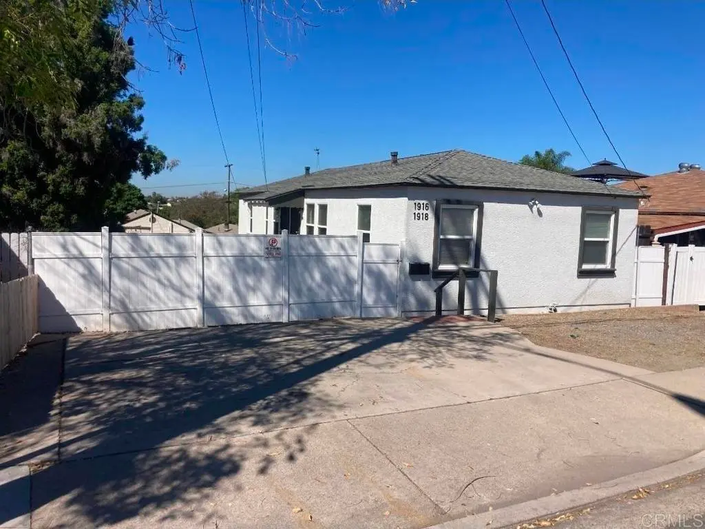 Duplex for rent at 1918 Skyline Drive, Lemon Grove, CA featuring 2 beds and 1 bath