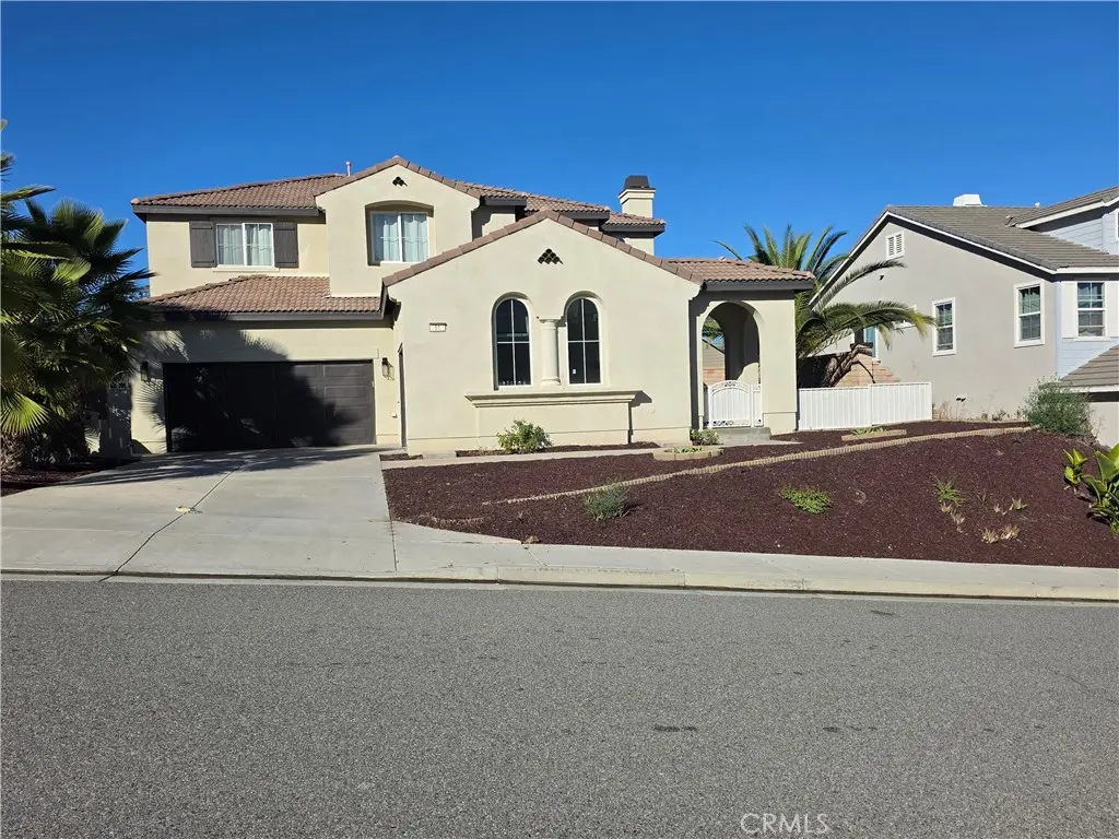 Single Family Residence for sale at 51 Volta Del Tintori, Lake Elsinore, CA featuring 4 beds and 3 baths