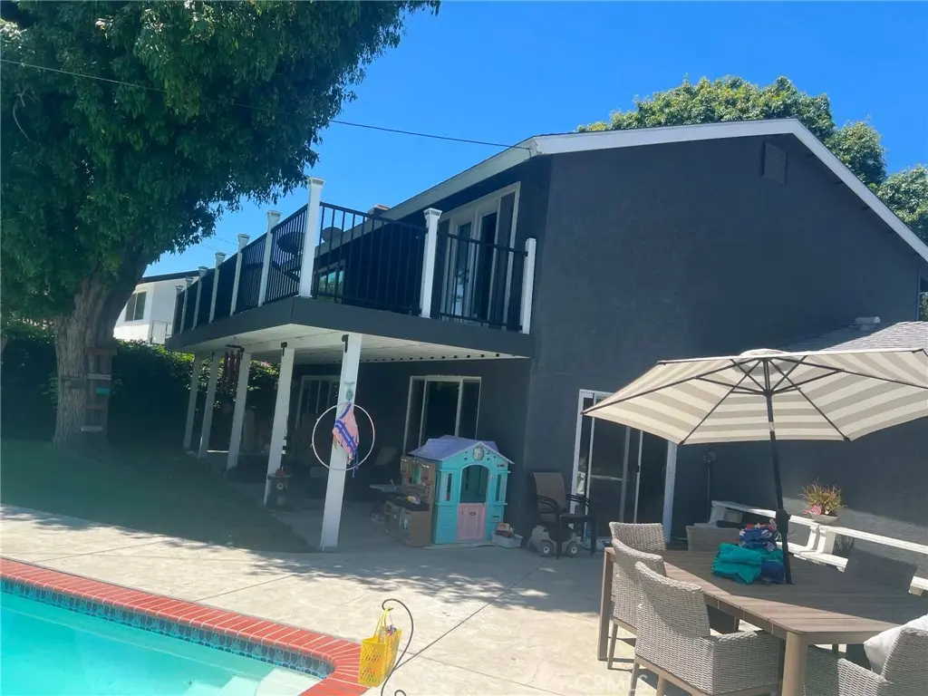 Single Family Residence for sale at 1016 Roldan, Simi Valley, CA featuring 4 beds and 3 baths