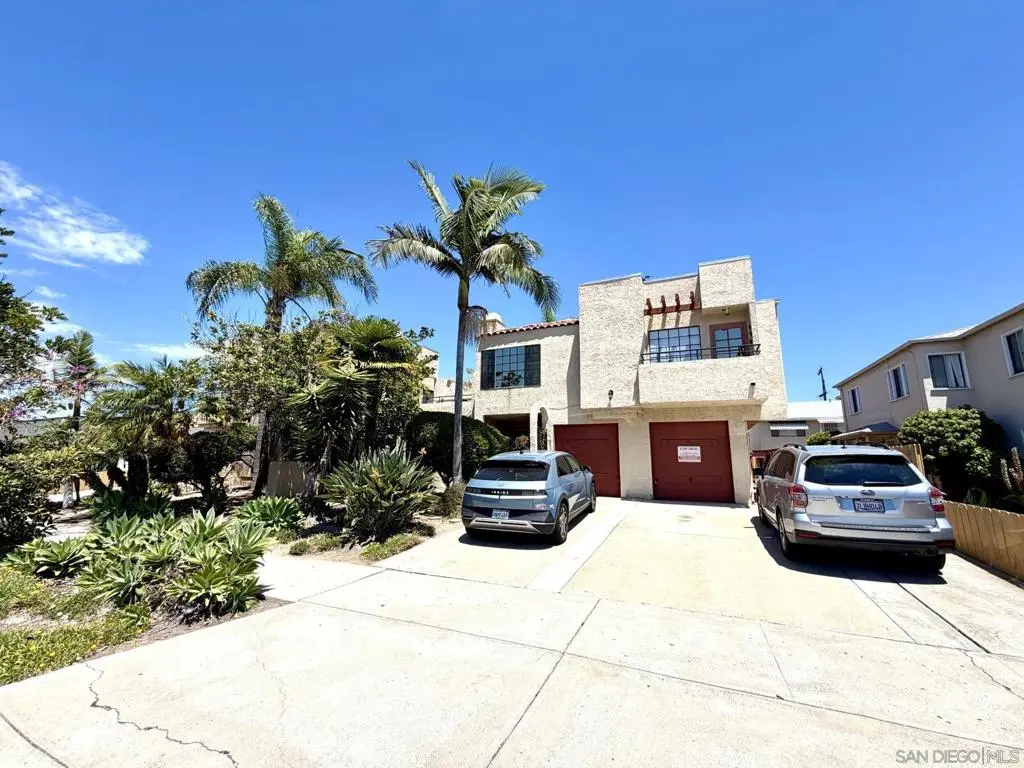 Condominium for sale at 4671 HAMILTON ST 8, San Diego, CA featuring 2 beds and 2 baths
